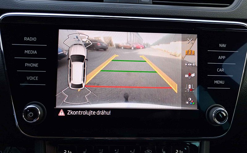 Škoda Superb III 2.0 TDi SportLine
