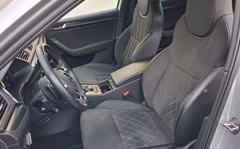 Škoda Superb III 2.0 TDi SportLine