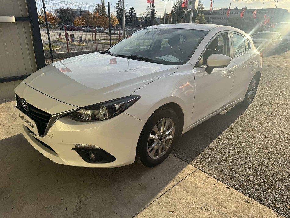 Mazda 3 1.5i 