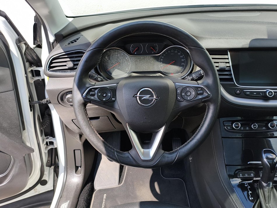Opel Grandland X 1.2 PT Innovation