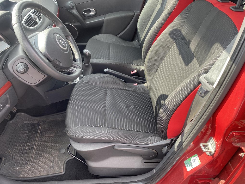 Renault Clio 1.2 i 