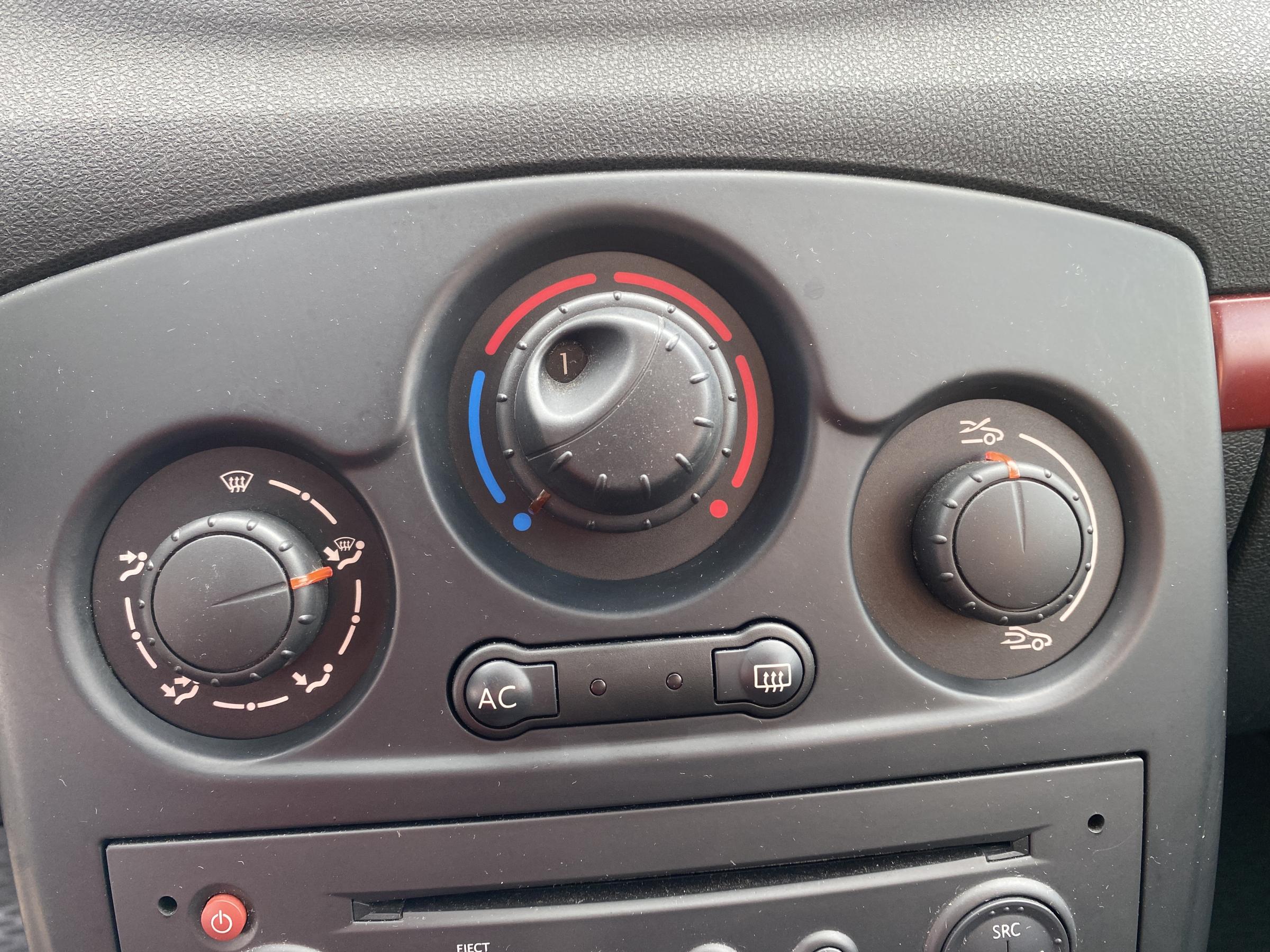 Renault Clio, 2008 - pohled č. 16