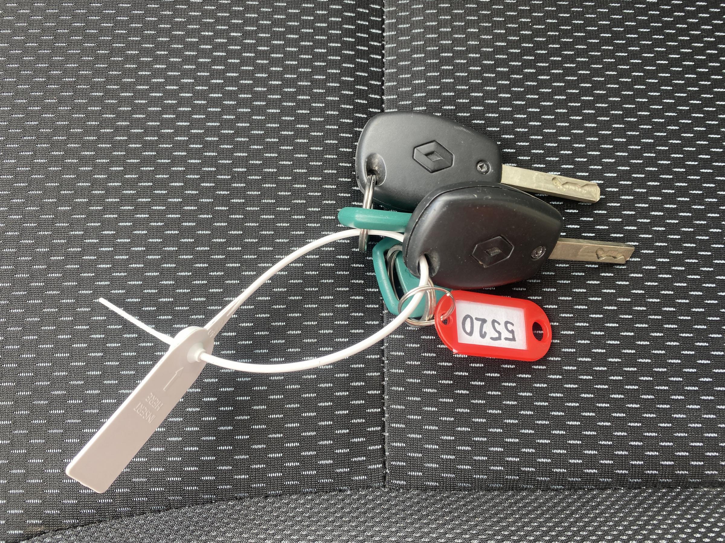 Renault Clio, 2008 - pohled č. 20