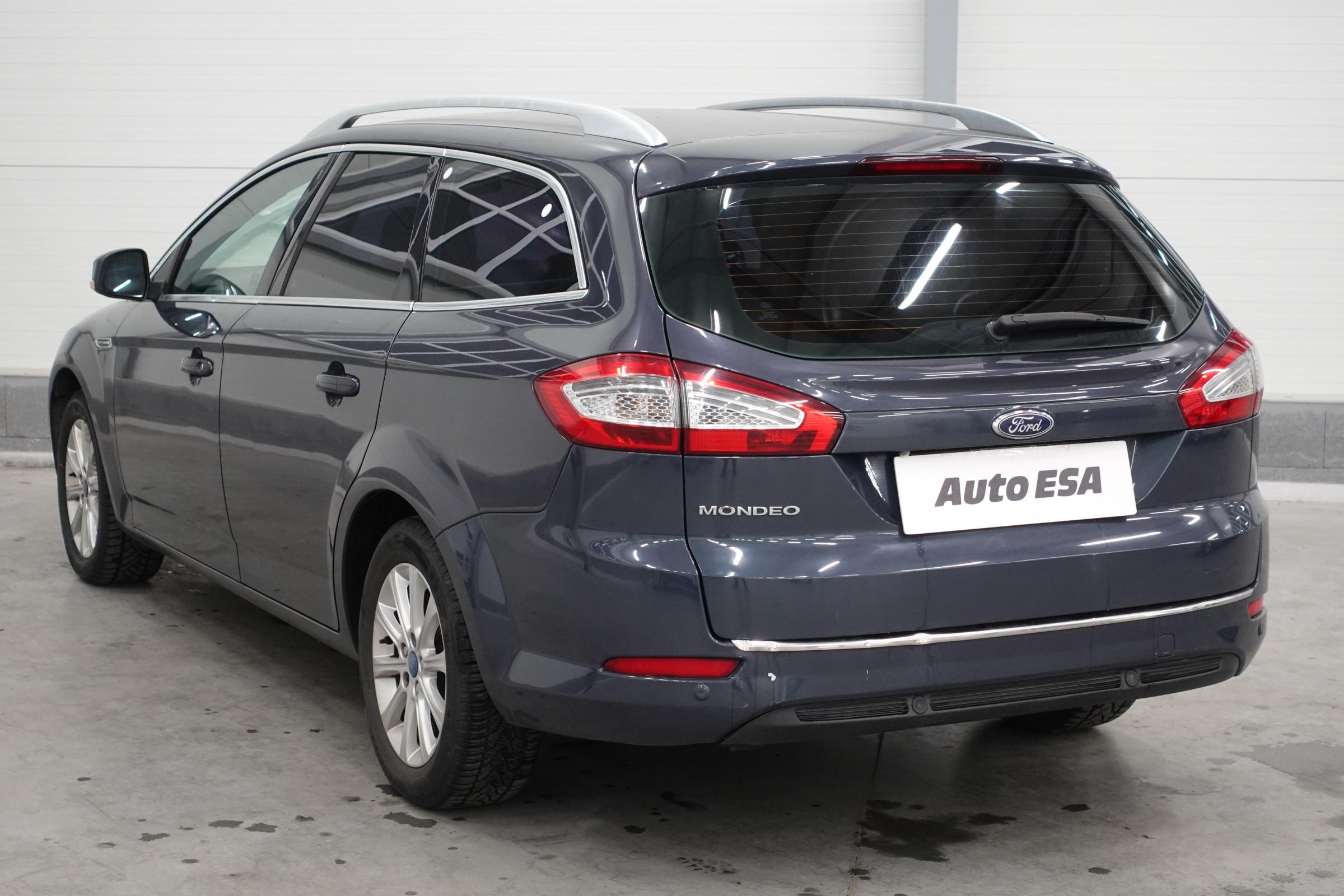 Ford Mondeo, 2011 - pohled č. 6