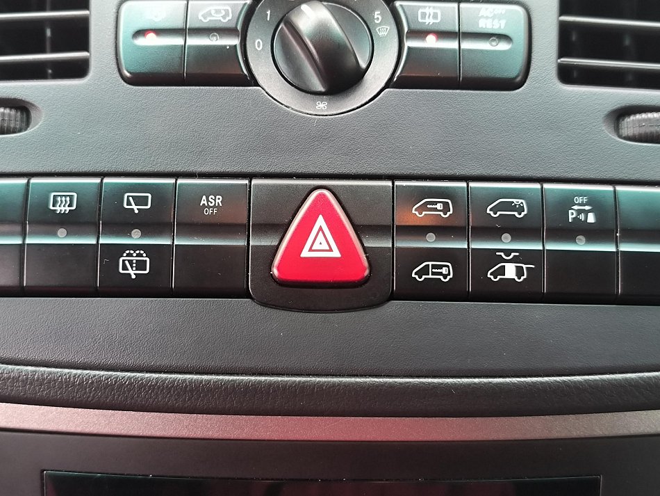 Mercedes-Benz Viano 2.2CDi  L2 7míst