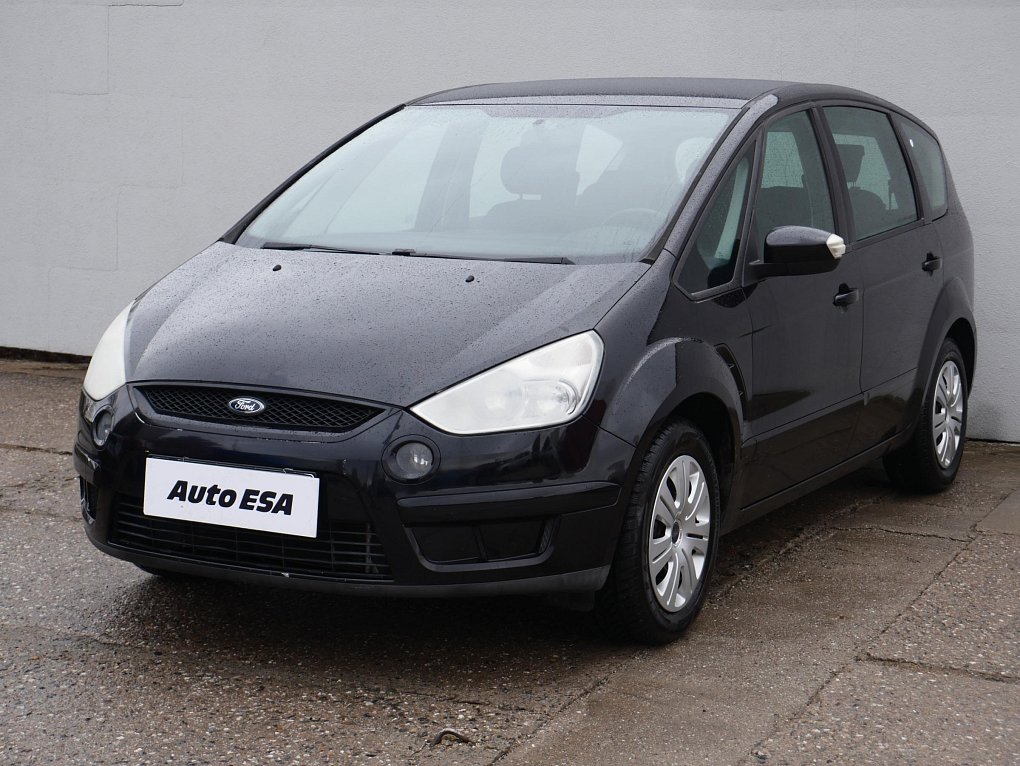 Ford S-MAX 2.0i 