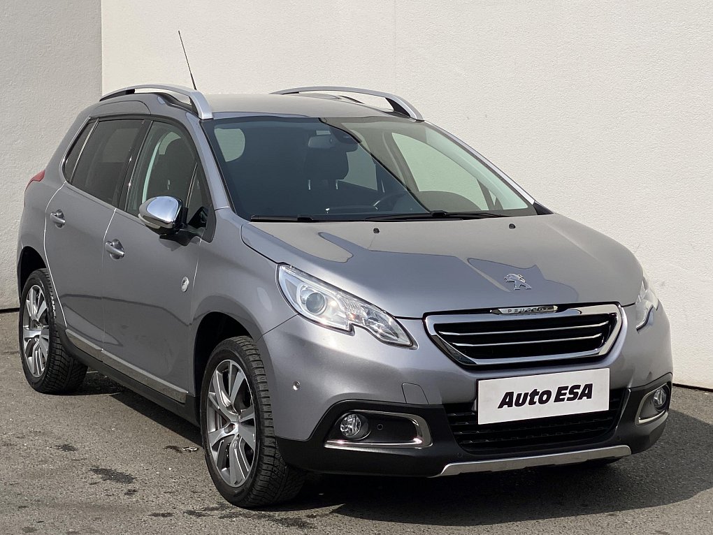 Peugeot 2008 1.2PT Crossway