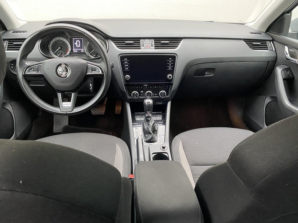 Škoda Octavia III 2.0 TDi Scout 4x4