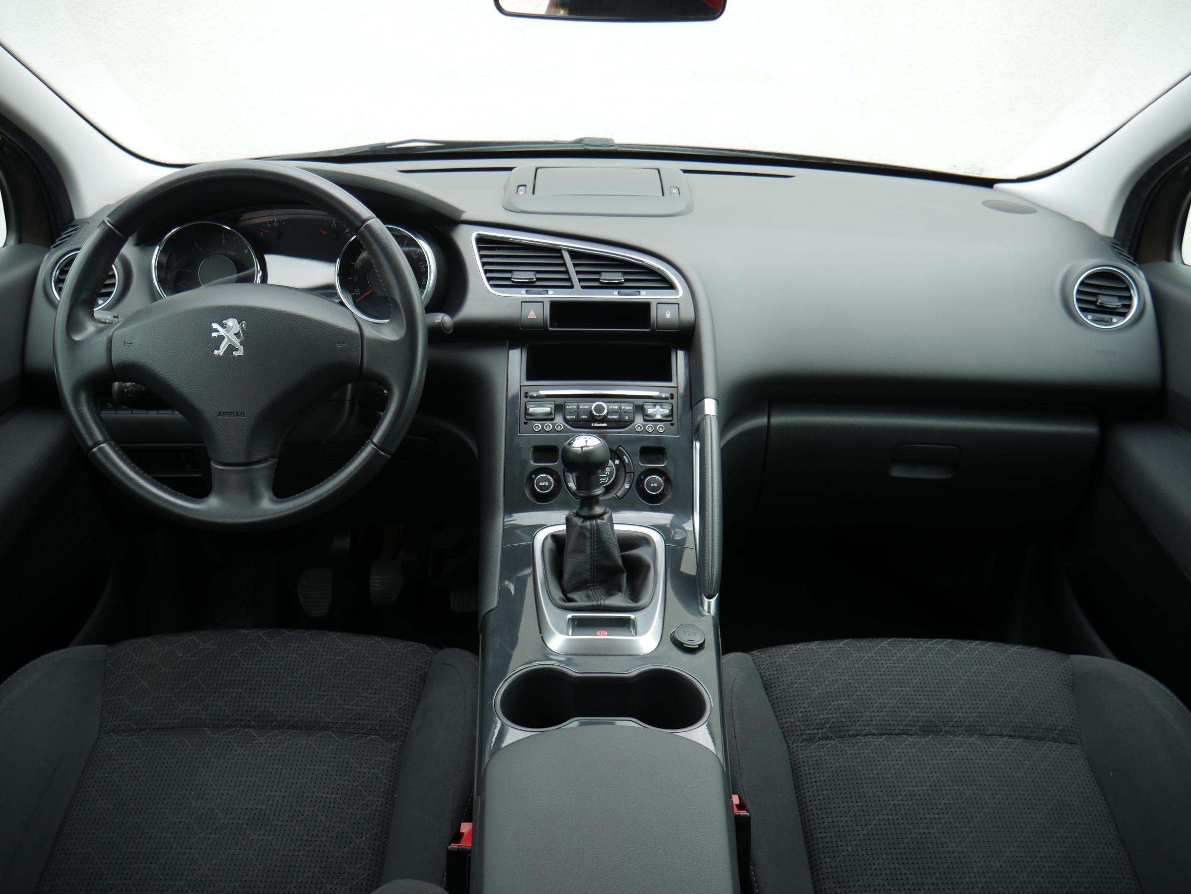 Peugeot 3008, 2016 - pohled č. 8
