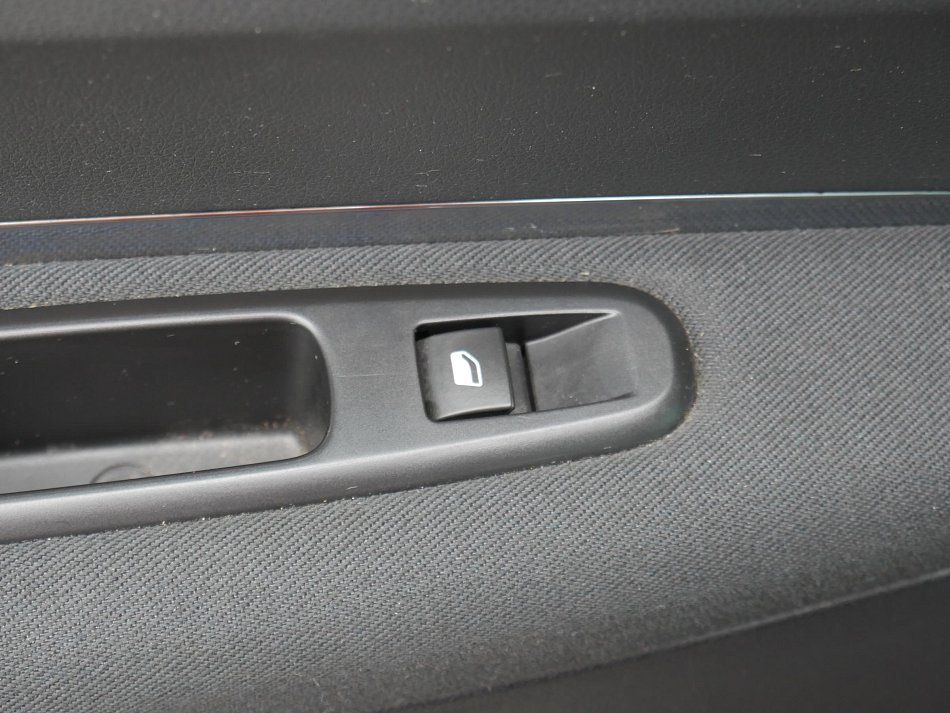 Peugeot 3008 1.6HDi 
