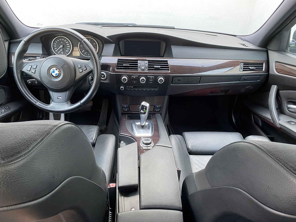 BMW Řada 5 3.0d  525 xDrive