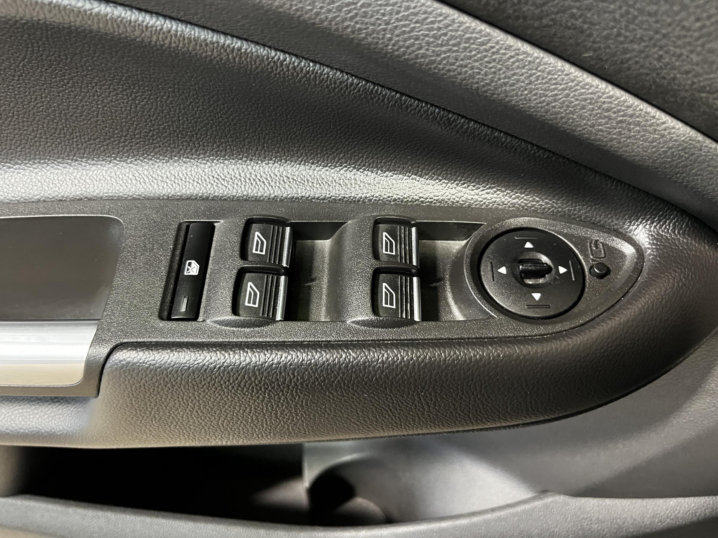 Ford Kuga, 2018 - pohled č. 12