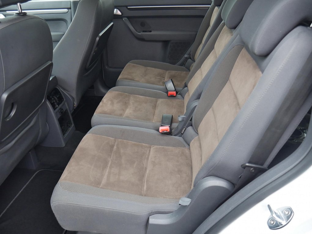 Volkswagen Touran 1.4 TSi 