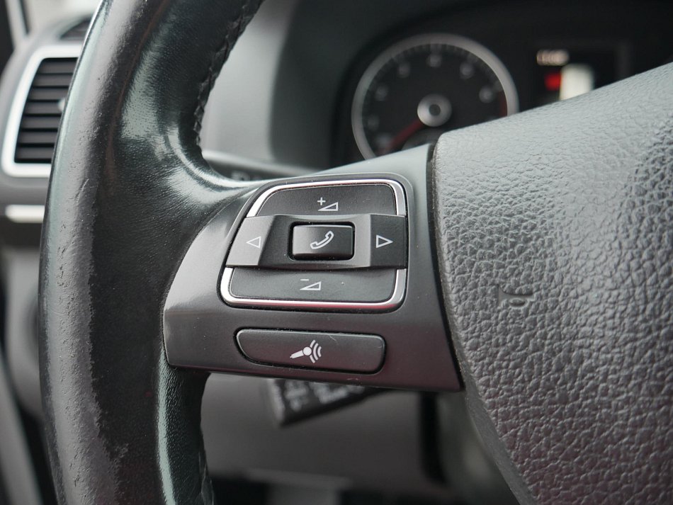 Volkswagen Touran 1.4 TSi 