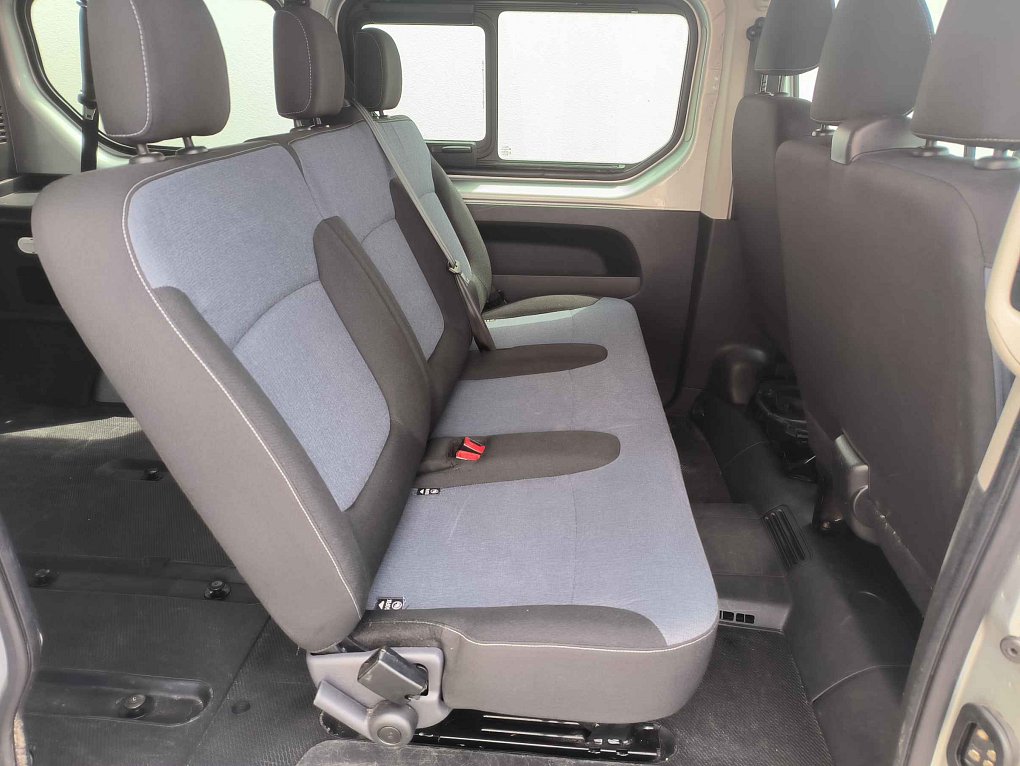 Opel Vivaro 1.6CDTi  6míst