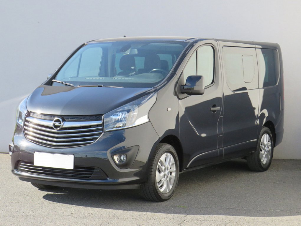 Opel Vivaro 1.6CDTi  6míst