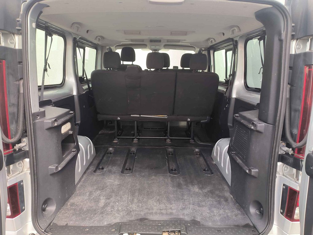 Opel Vivaro 1.6CDTi  6míst