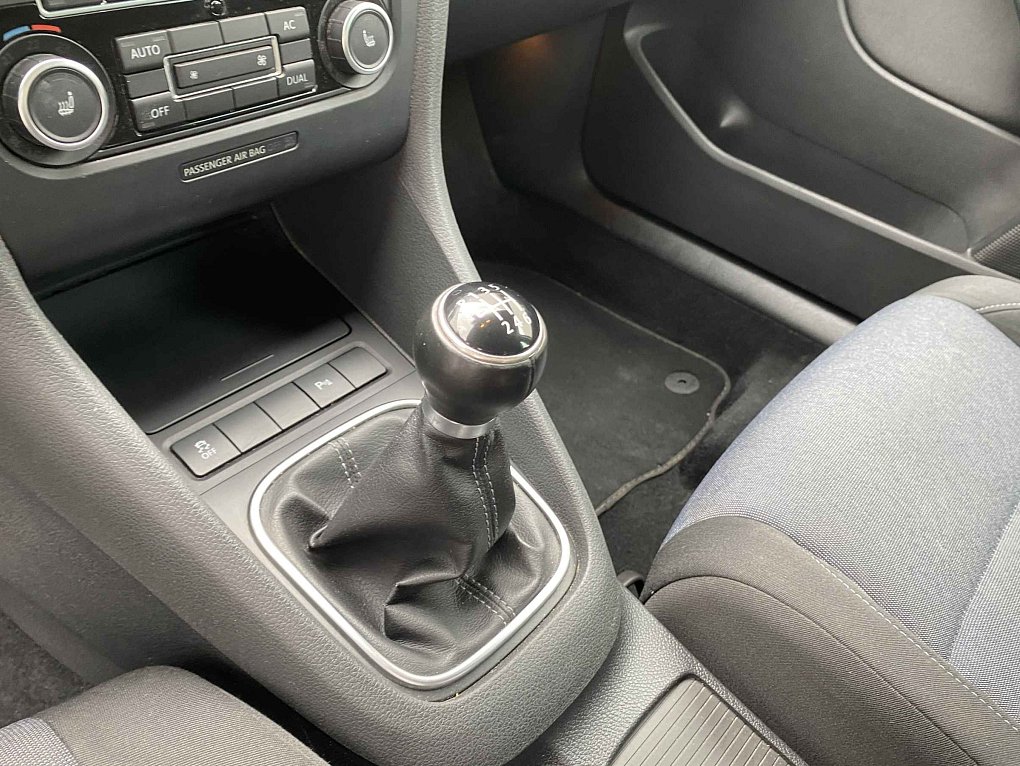 Volkswagen Golf 2.0 TDi Style