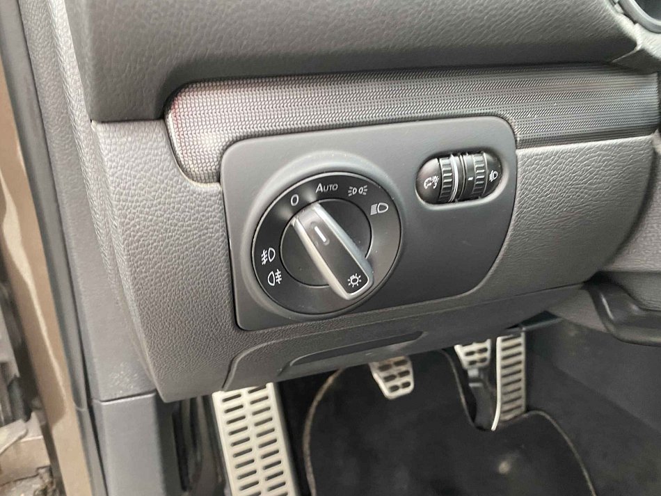 Volkswagen Golf 2.0 TDi Style
