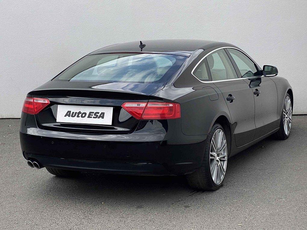 Audi A5 2.0 TDi  quattro