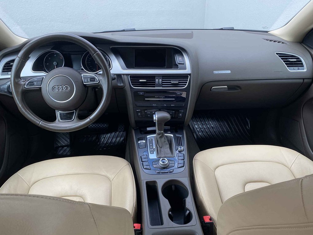 Audi A5 2.0 TDi  quattro