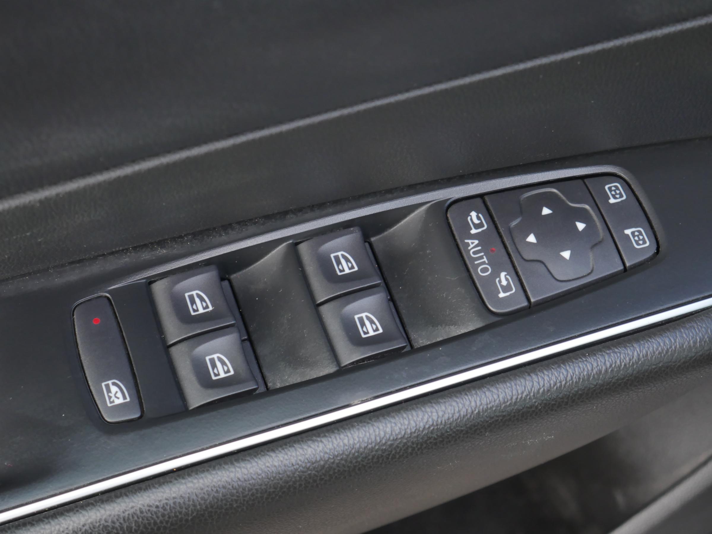 Renault Talisman, 2018 - pohled č. 22