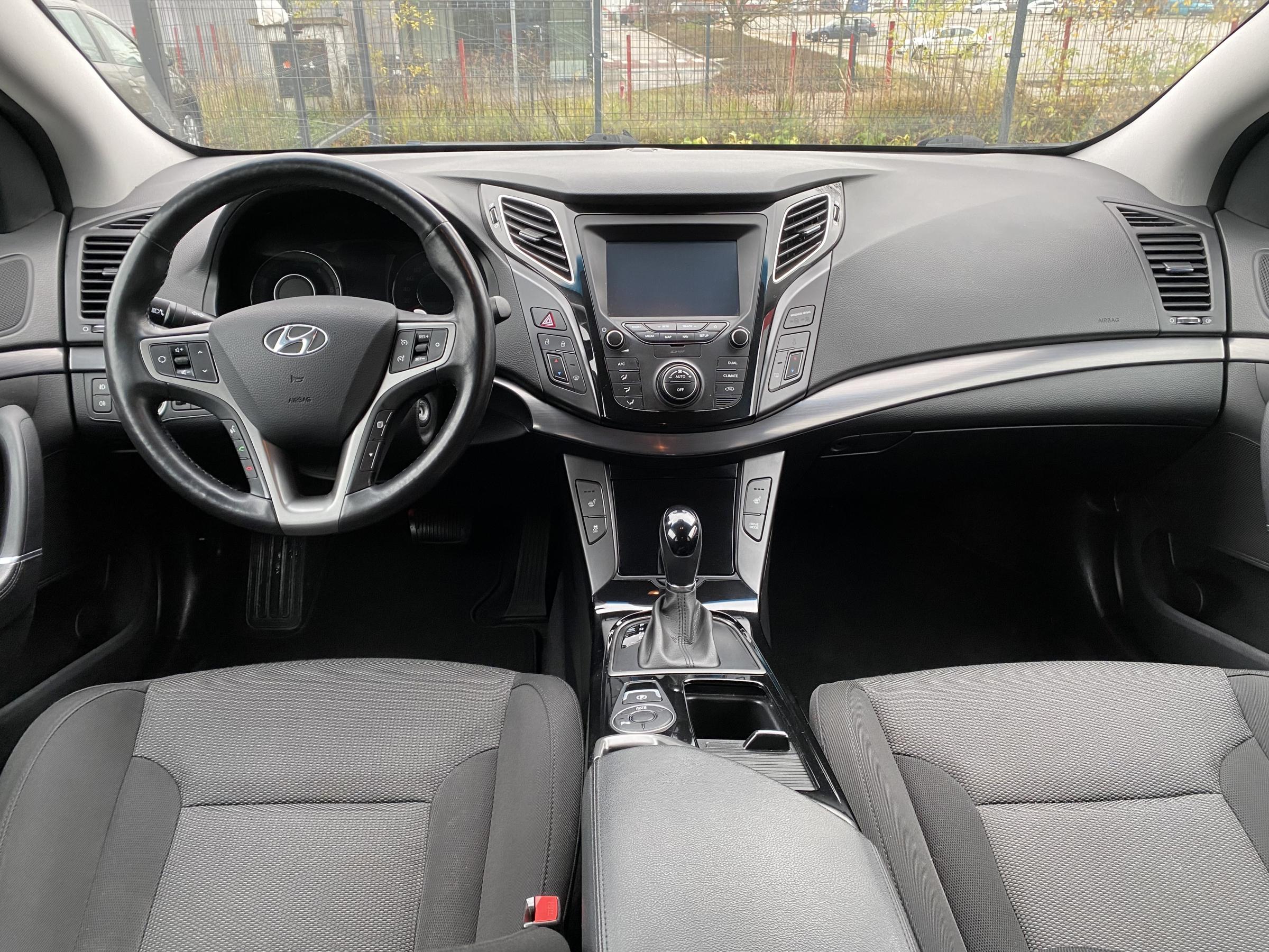 Hyundai i40, 2019 - pohled č. 8