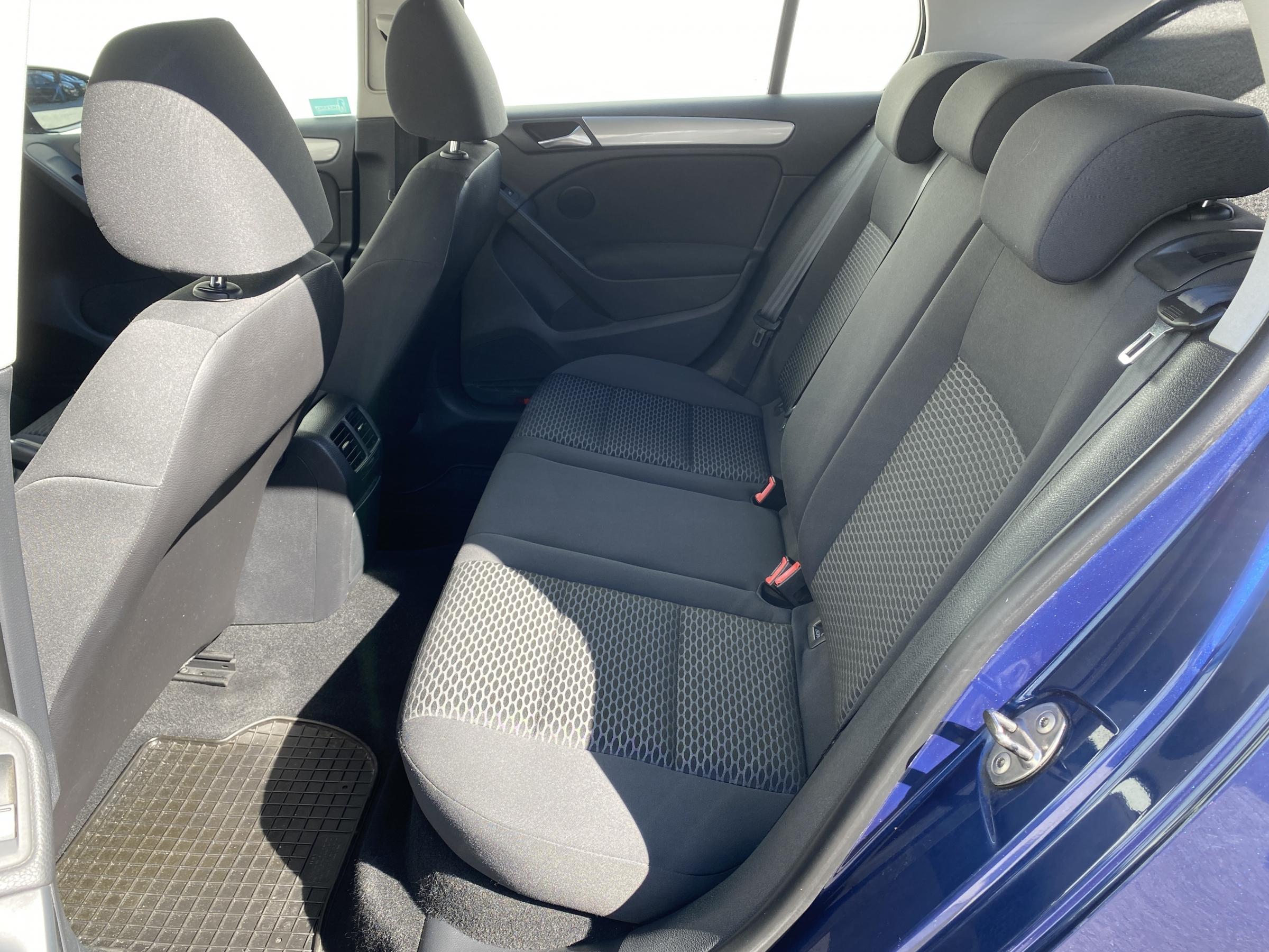 Volkswagen Golf, 2011 - pohled č. 10