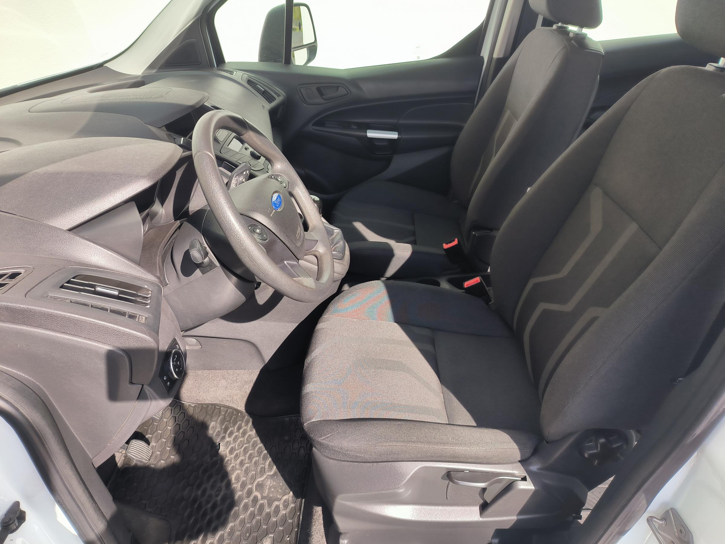Ford Tourneo Connect, 2016 - pohled č. 11