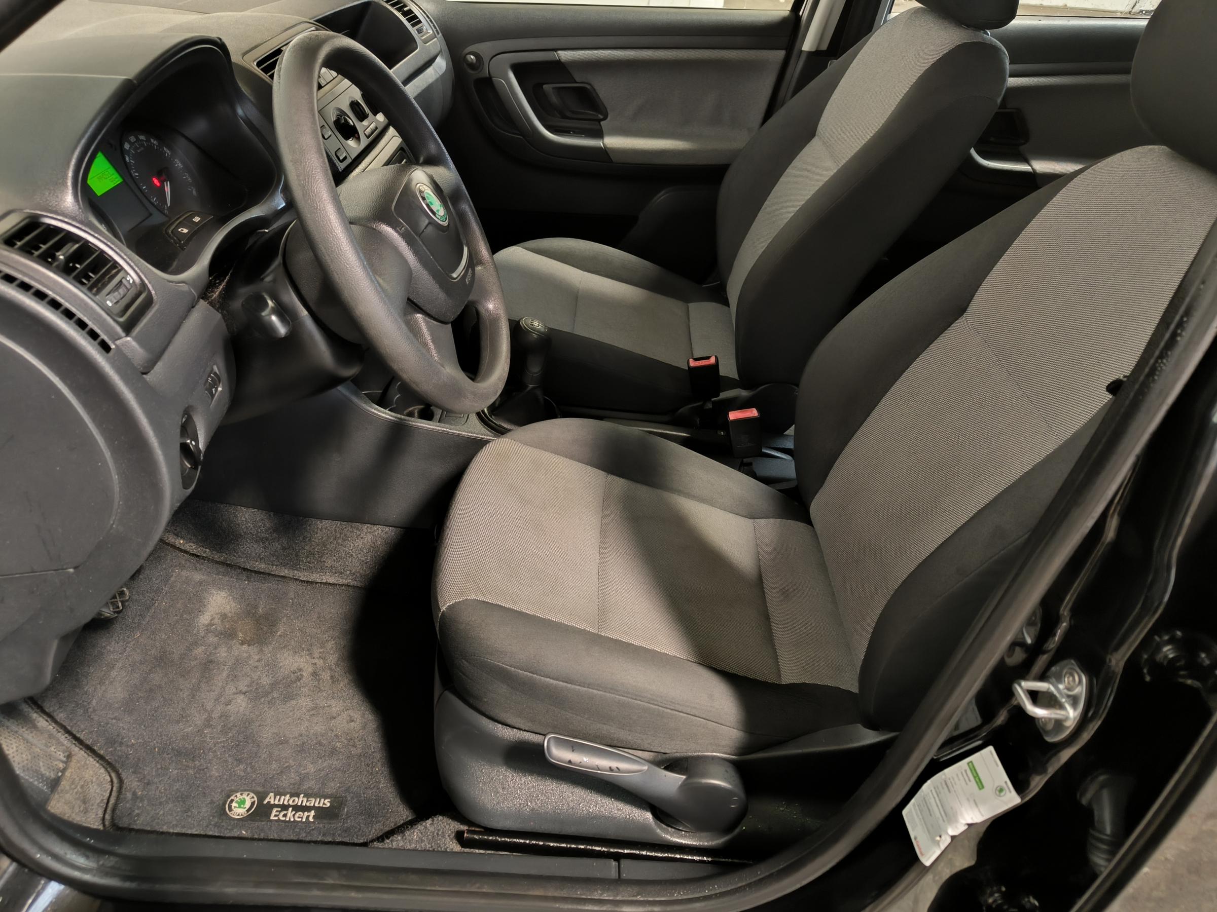 Škoda Fabia II, 2011 - pohled č. 9