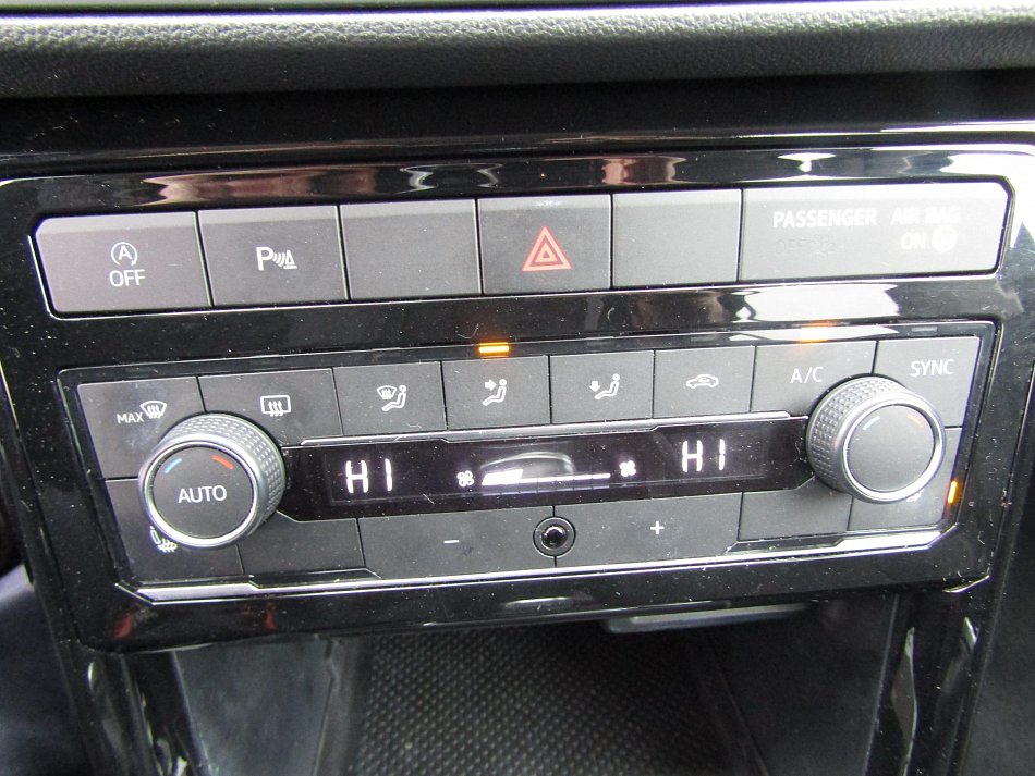 Volkswagen T-Cross 1.0 TSi Style