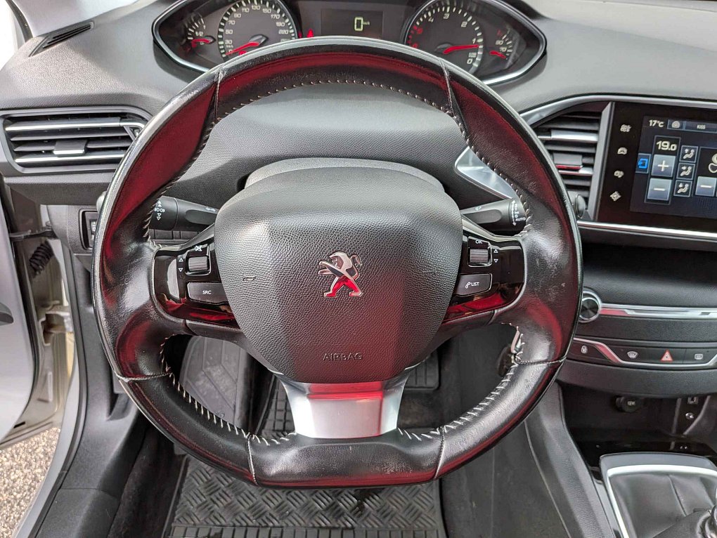 Peugeot 308 1.6HDi 