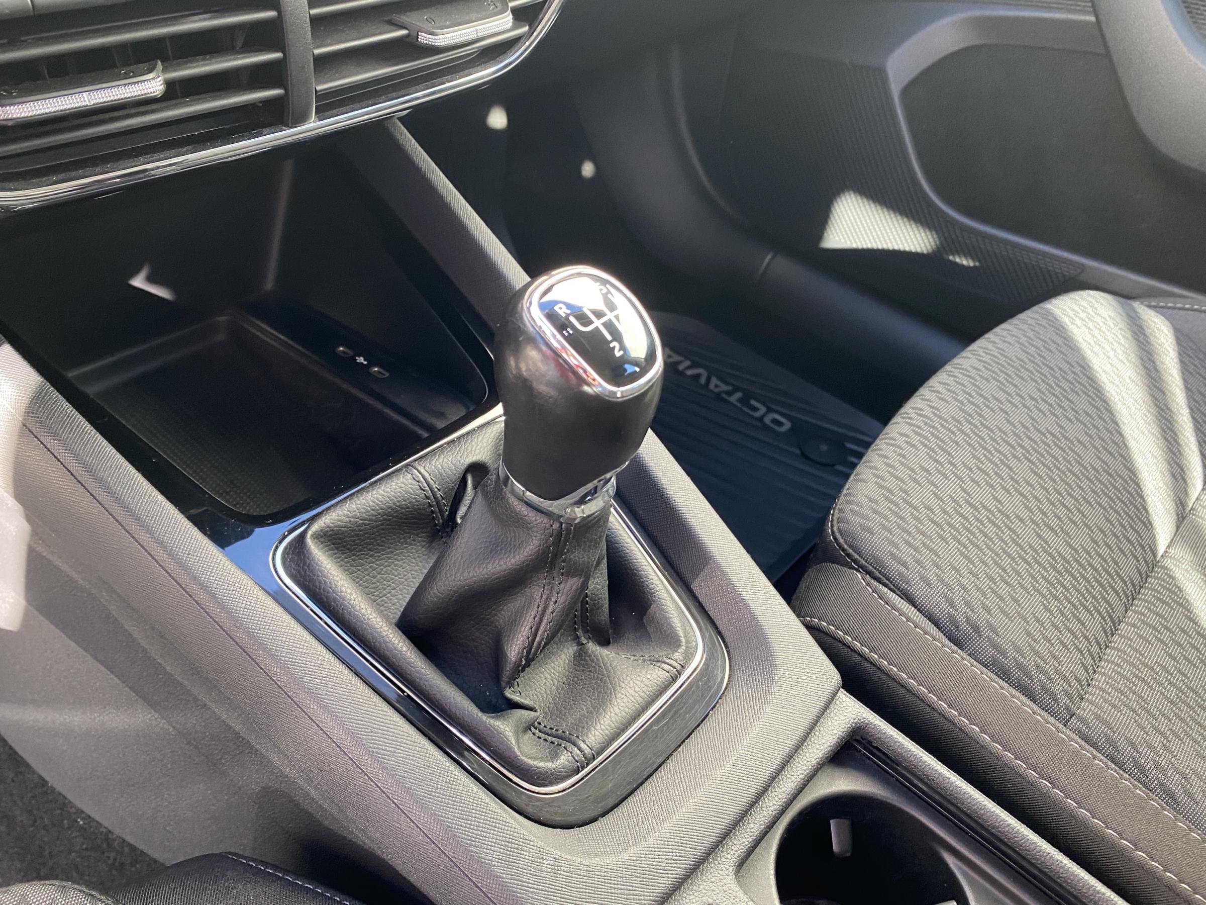 Škoda Octavia IV, 2021 - pohled č. 17