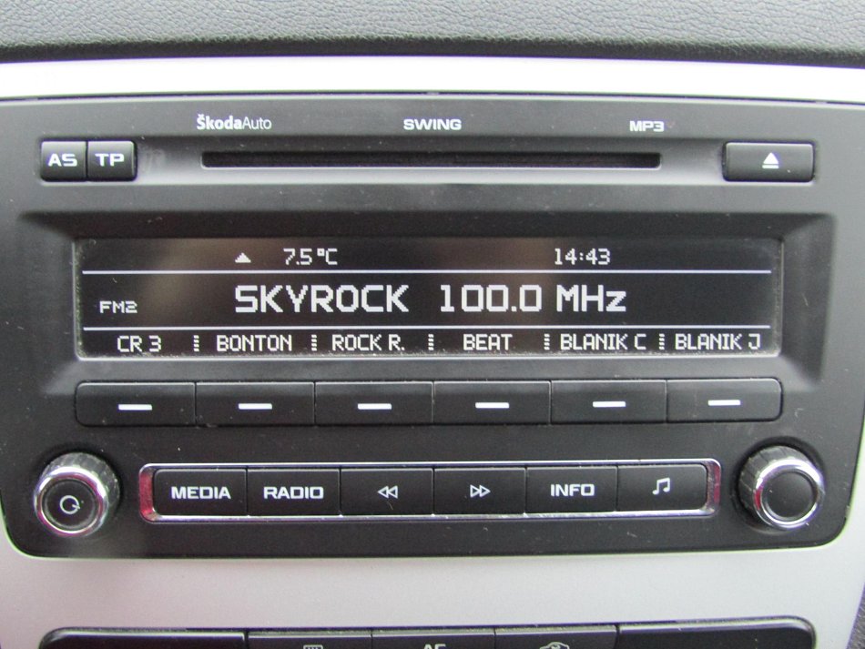 Škoda Octavia II 1.6 MPI Ambiente