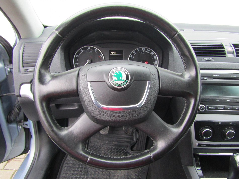 Škoda Octavia II 1.6 MPI Ambiente