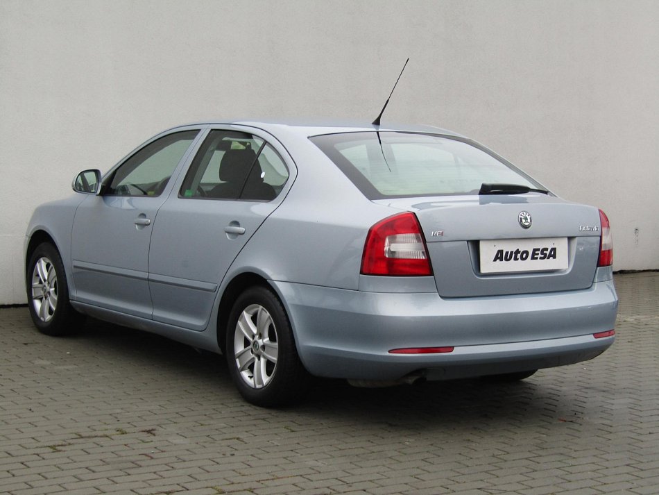 Škoda Octavia II 1.6 MPI Ambiente