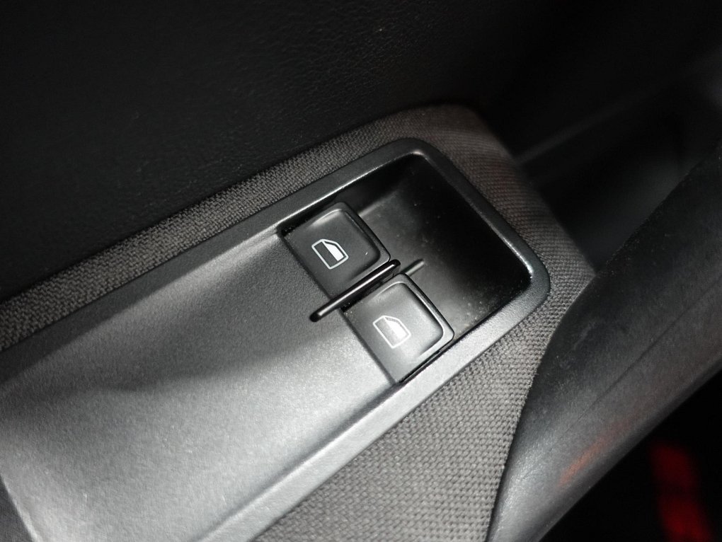 Volkswagen Polo 1.0mpi 