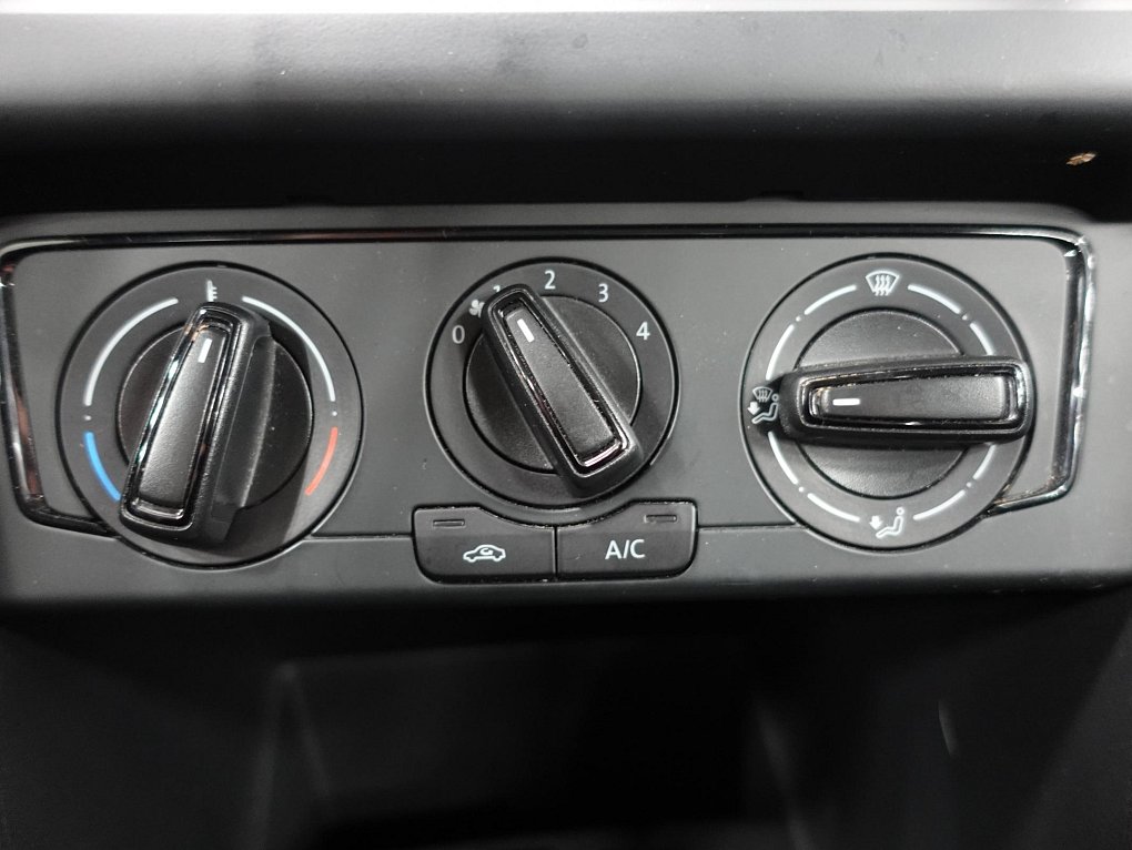 Volkswagen Polo 1.0mpi 