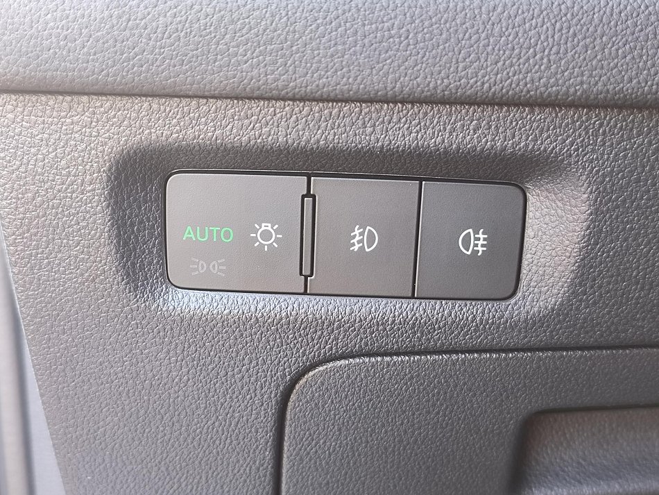 Škoda Octavia IV 1.5 TSI 