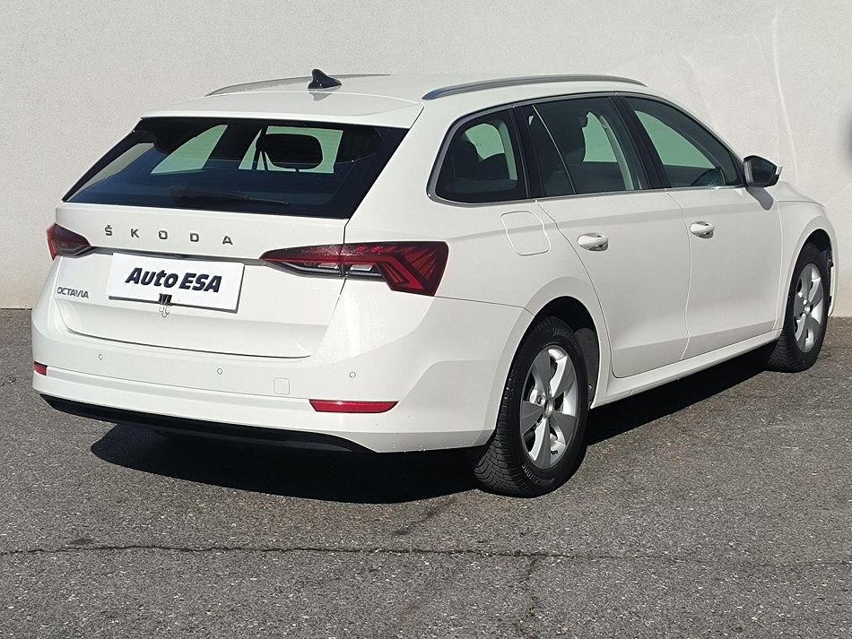 Škoda Octavia IV 1.5 TSI 