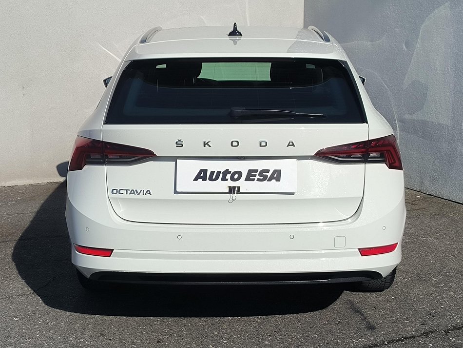 Škoda Octavia IV 1.5 TSI 