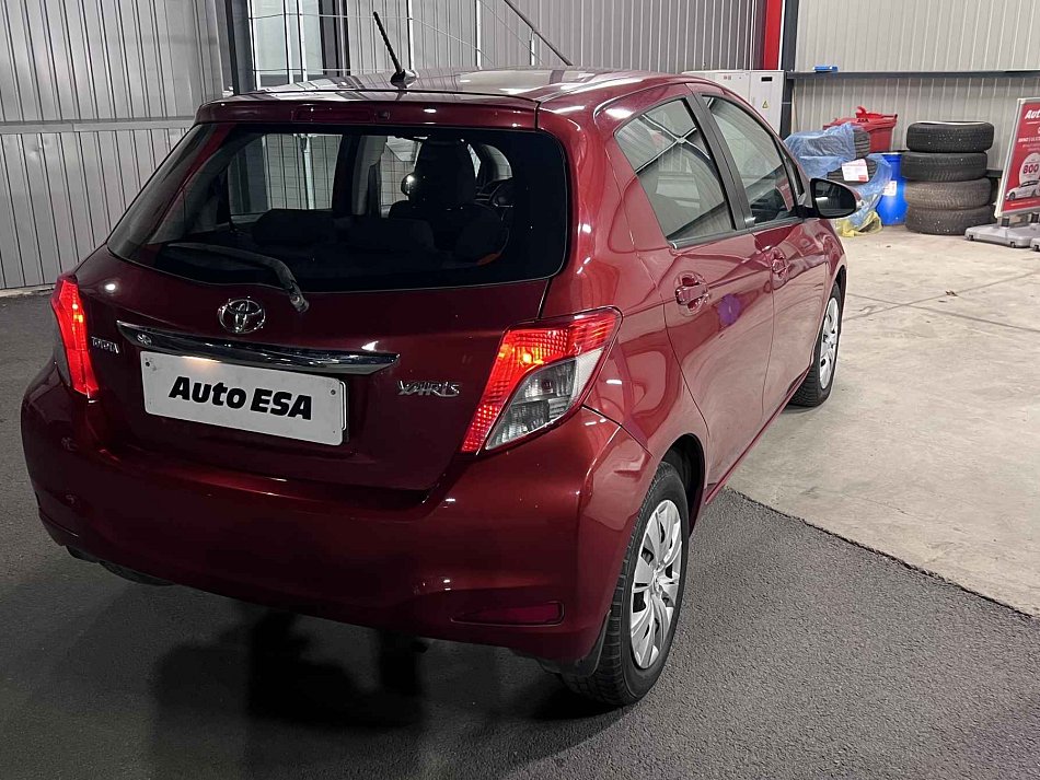 Toyota Yaris 1.0 VVT- i Active