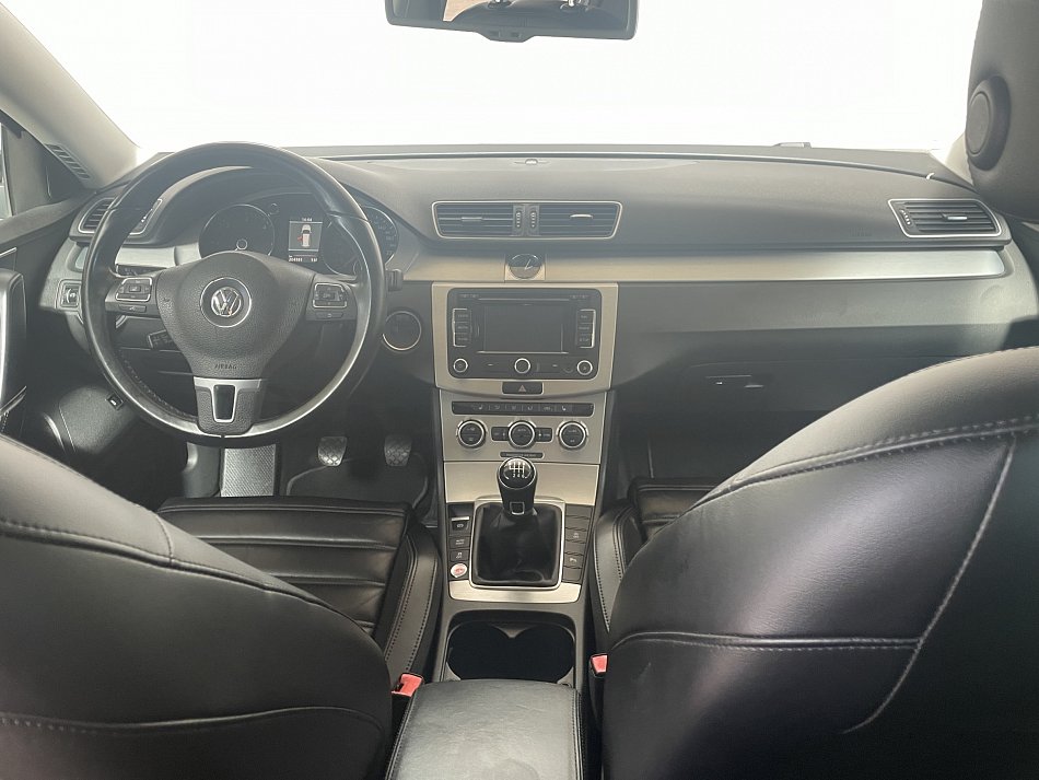 Volkswagen Passat 1.6 TDi Highline