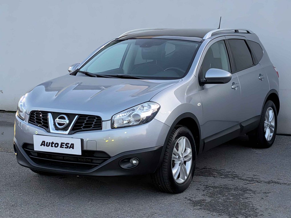 Nissan Qashqai 2.0i  +2