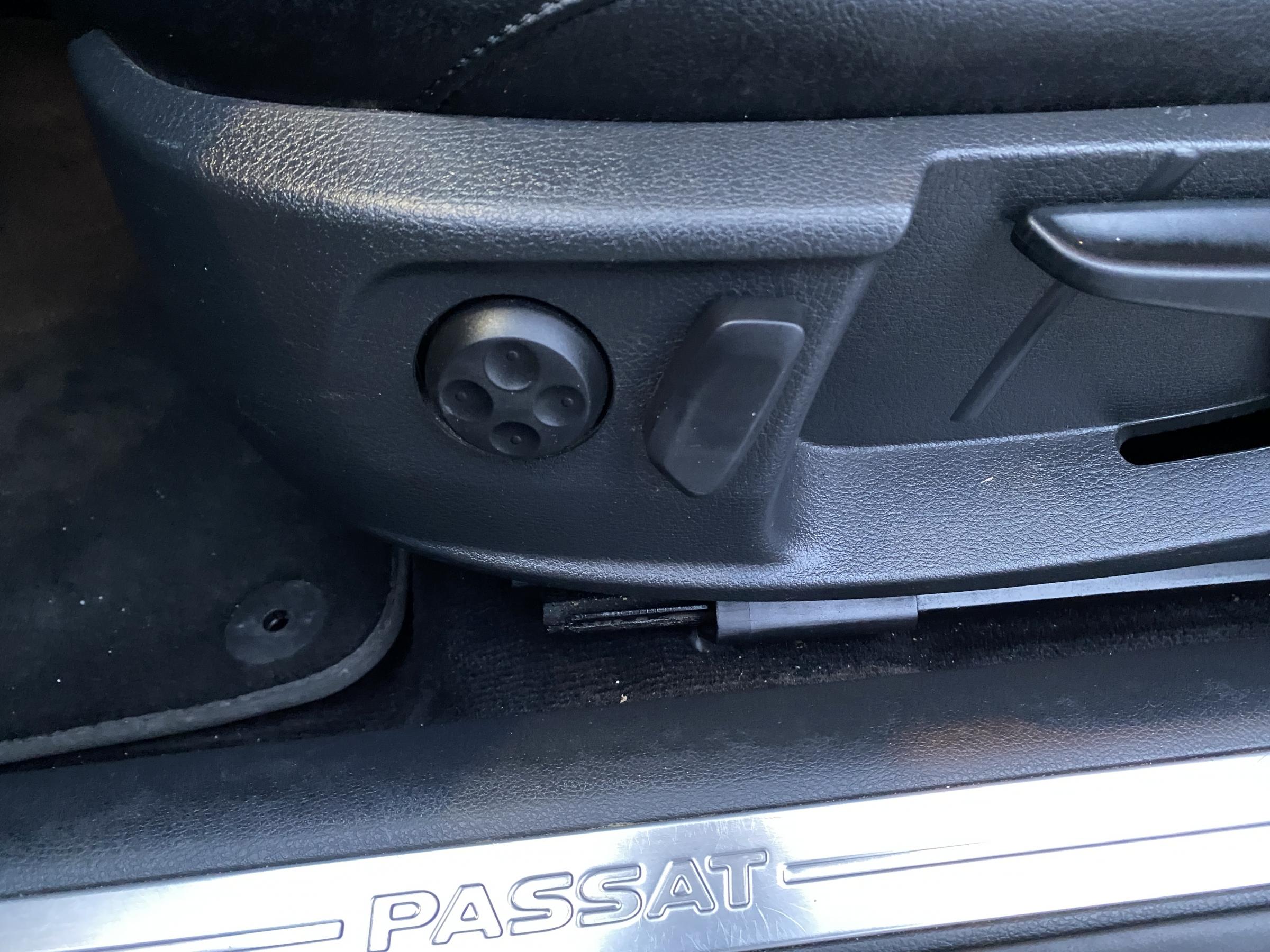 Volkswagen Passat, 2011 - pohled č. 12