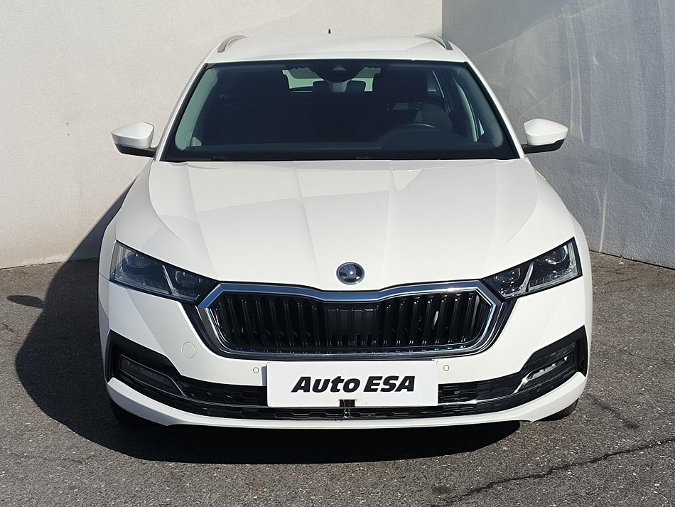 Škoda Octavia IV 1.5 TSI Style