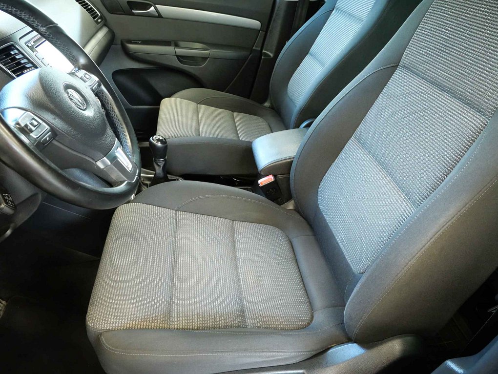 Volkswagen Sharan 2.0 TDI 