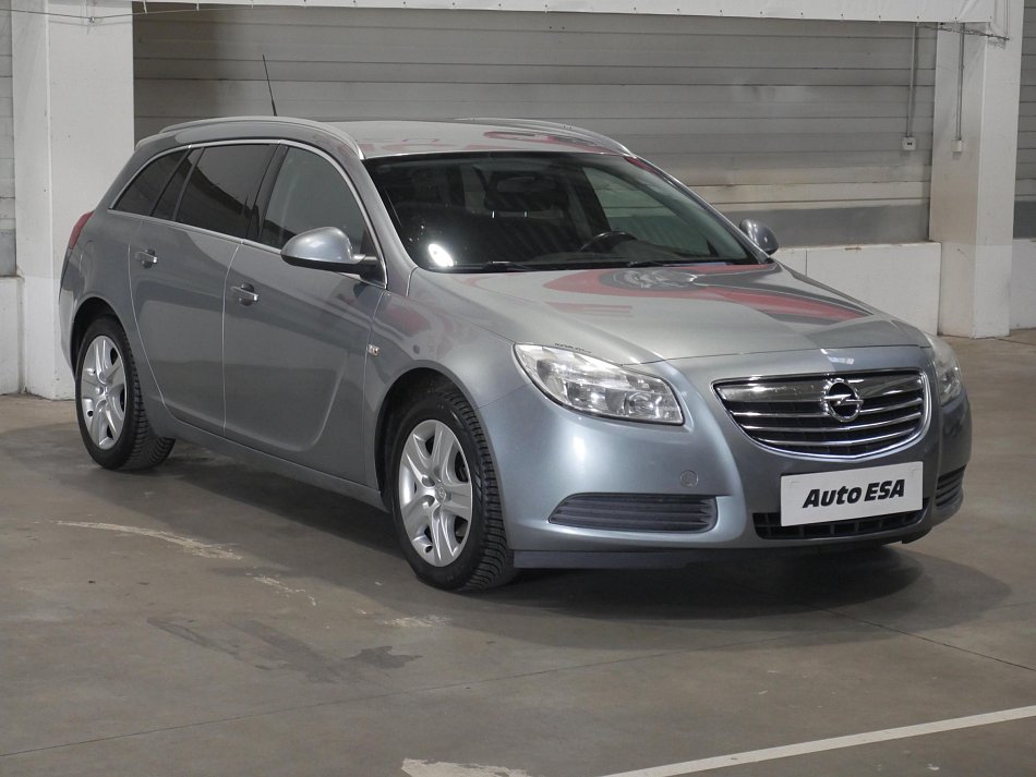 Opel Insignia 1.8 16V 