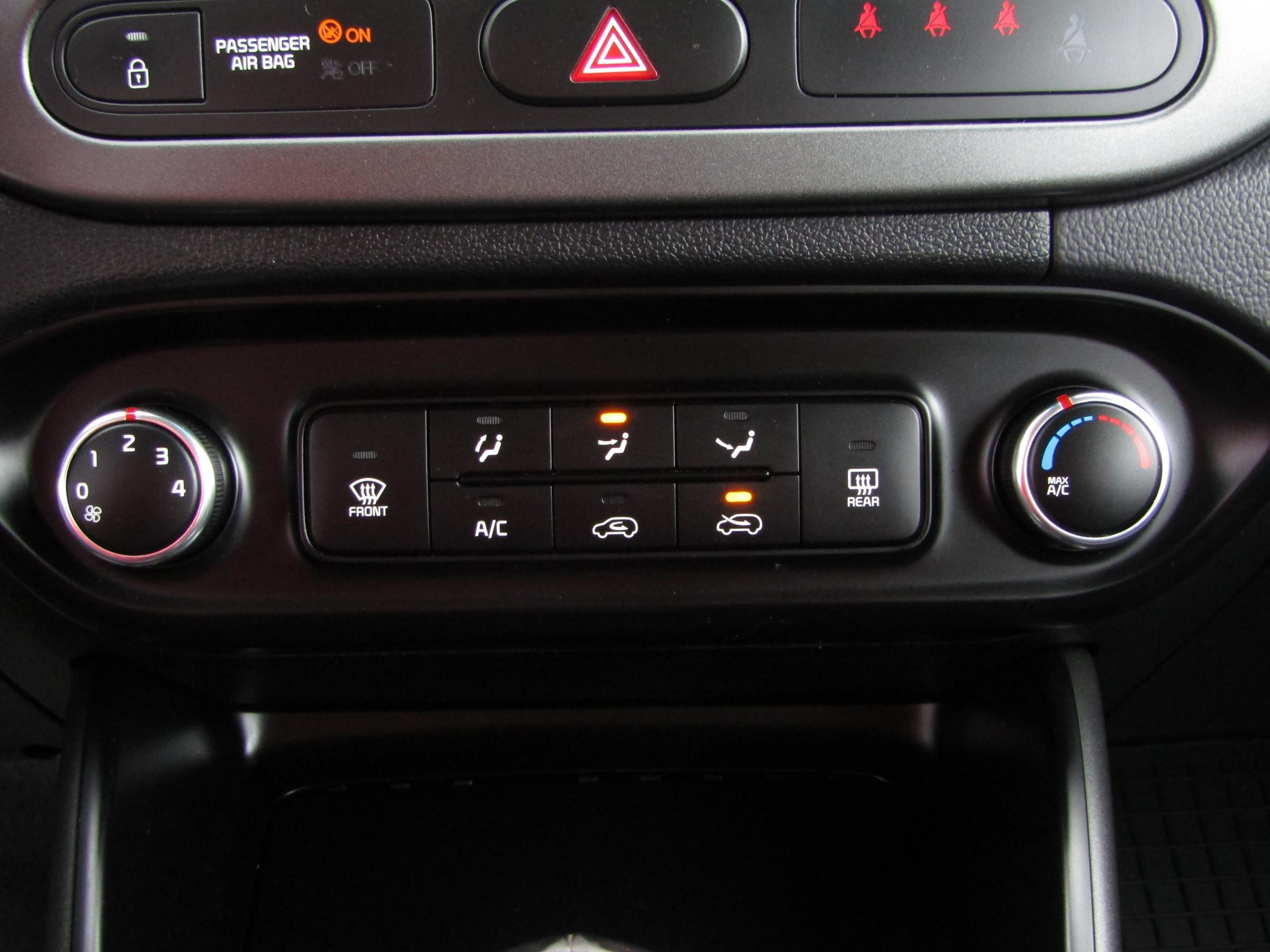 Kia Carens, 2018 - pohled č. 14