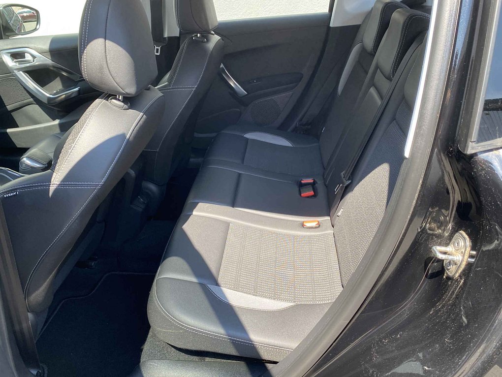 Peugeot 2008 1.2PT Allure